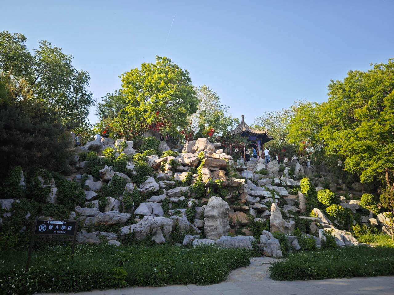 隆兴寺
