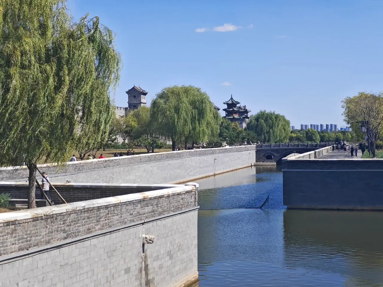 晋阳古城 · 墙外
