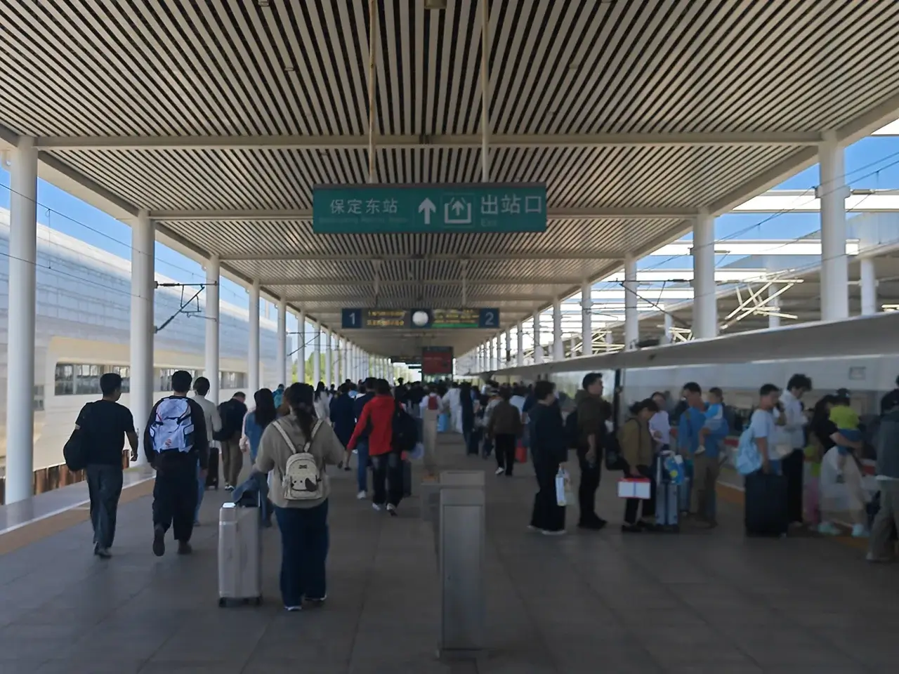 扩建 · 保定东站