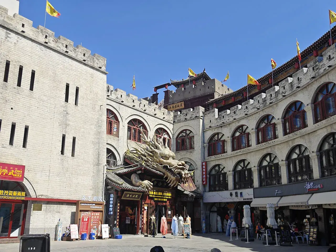 丽景门瓮城