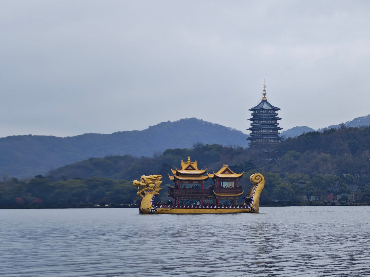 游船