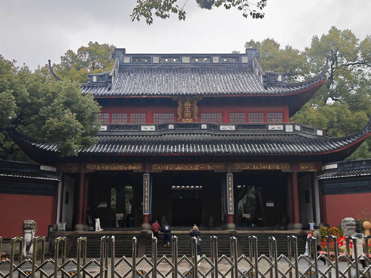 岳王庙