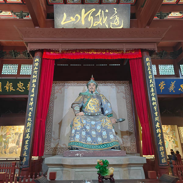 雕像