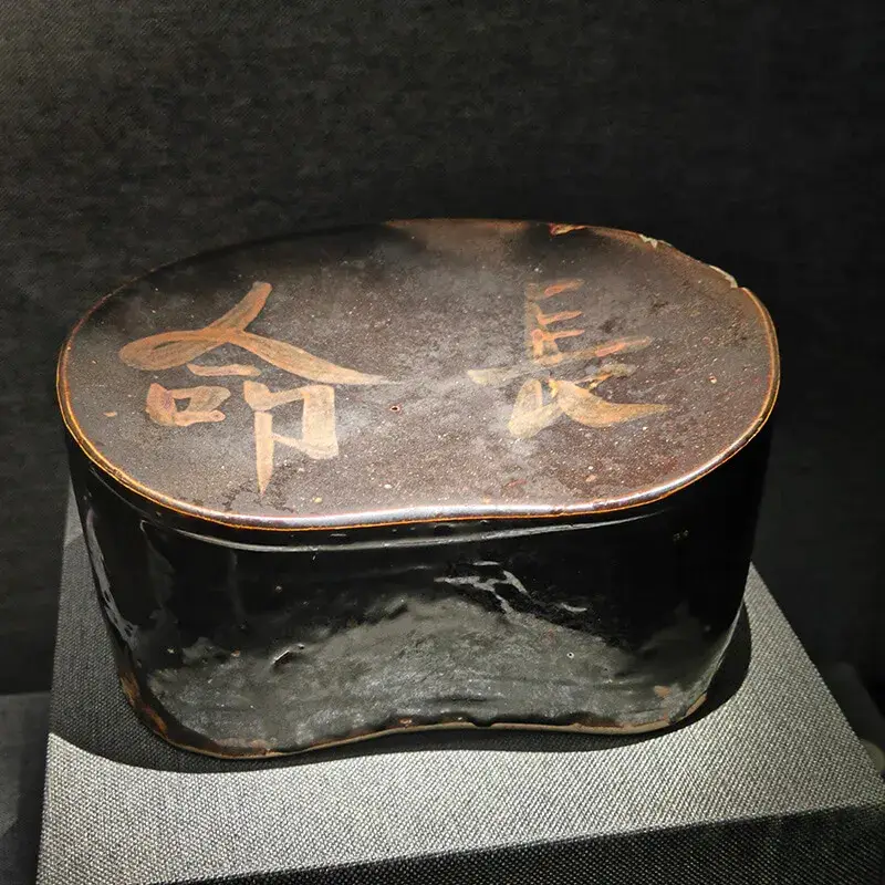 瓷枕