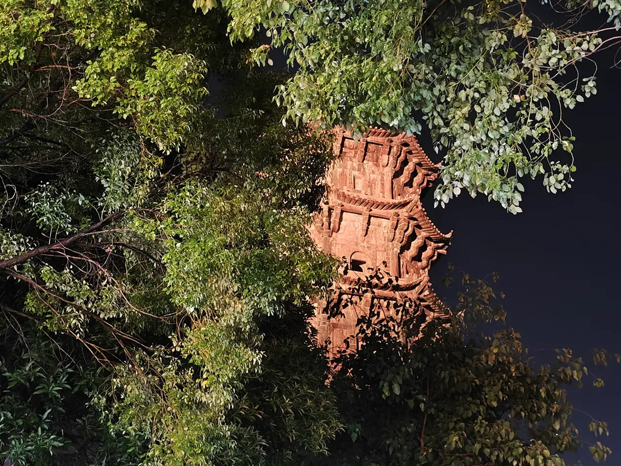 双塔