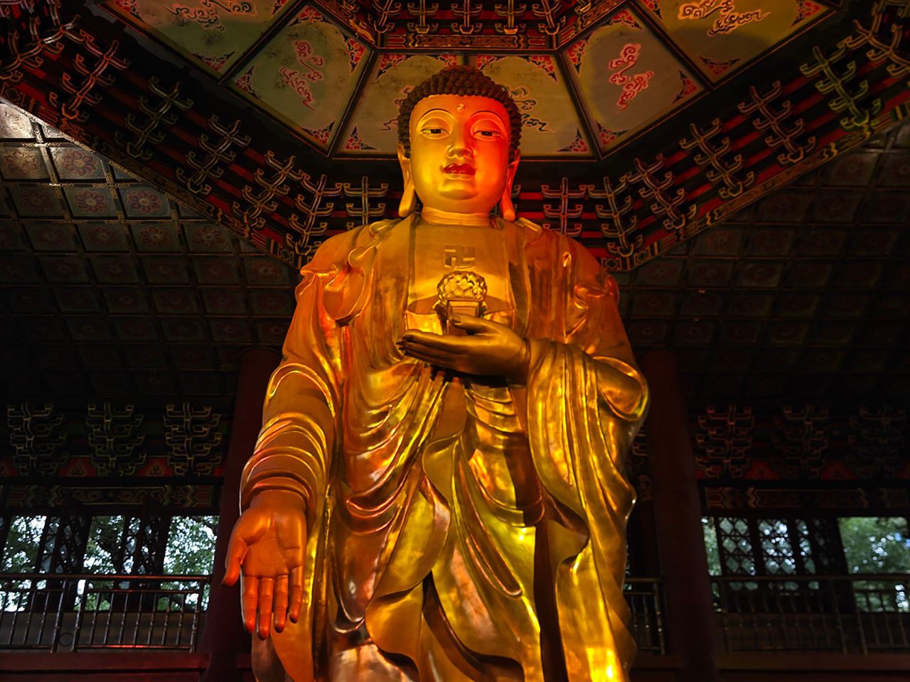 佛像